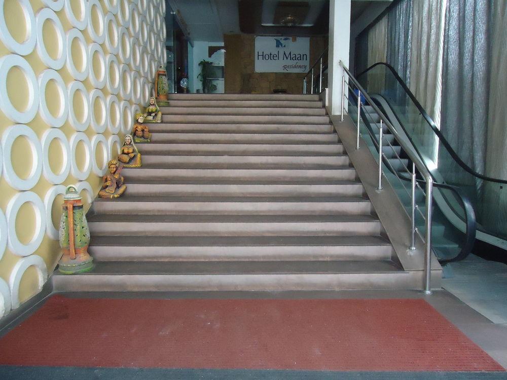 Hotel Maan Residency Satellite Road Ahmedabad Exterior photo