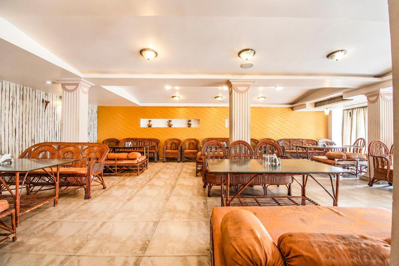 Hotel Maan Residency Satellite Road Ahmedabad Exterior photo